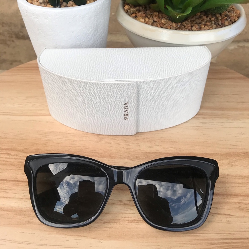 Prada Black Matte Sunnies!